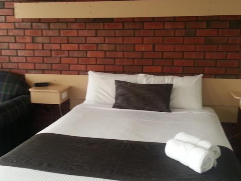 Big Valley Lakeside Paradise Motor Inn Shepparton Eksteriør billede