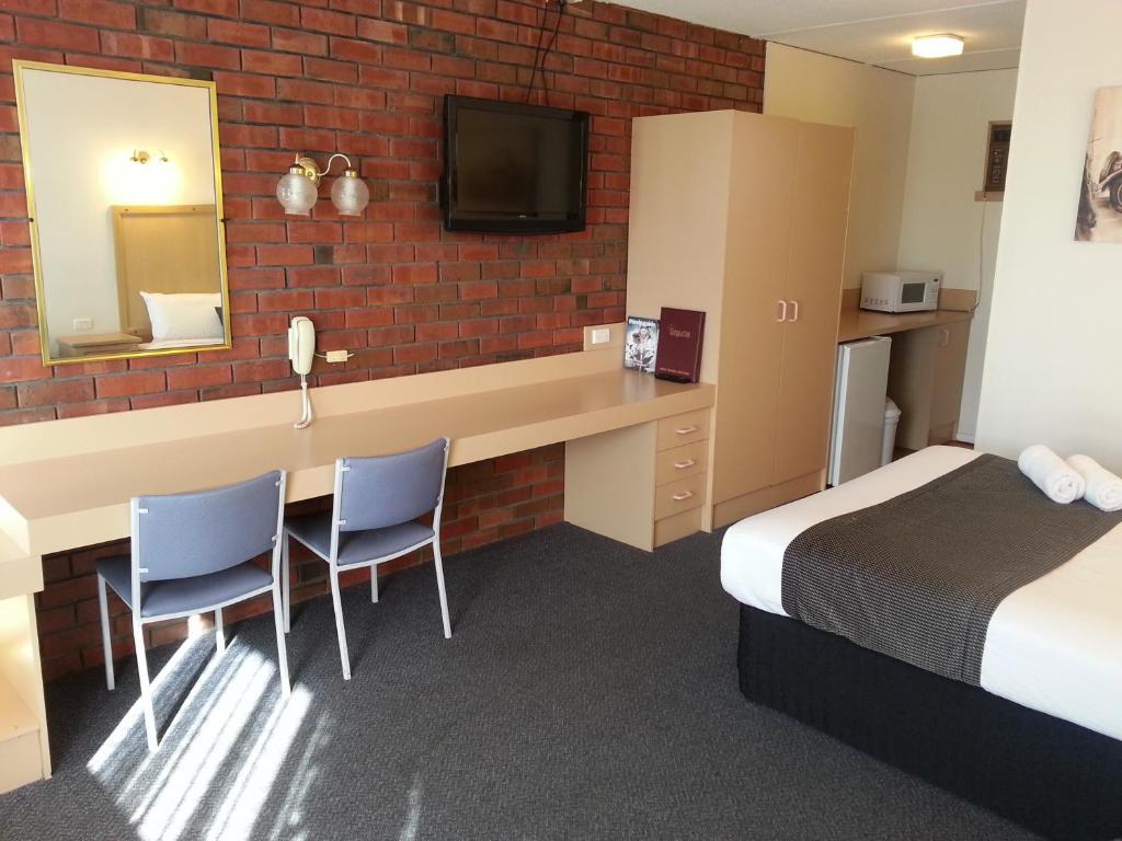Big Valley Lakeside Paradise Motor Inn Shepparton Eksteriør billede